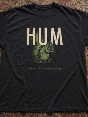 Gildan Black HUM Squirrel band Graphic T-shirt